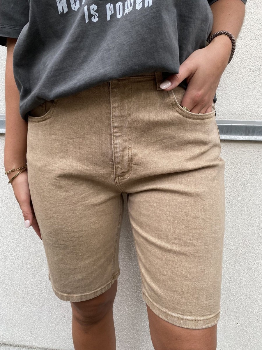 Dame Sisters Point Shorts | Owi Shorts - Sand