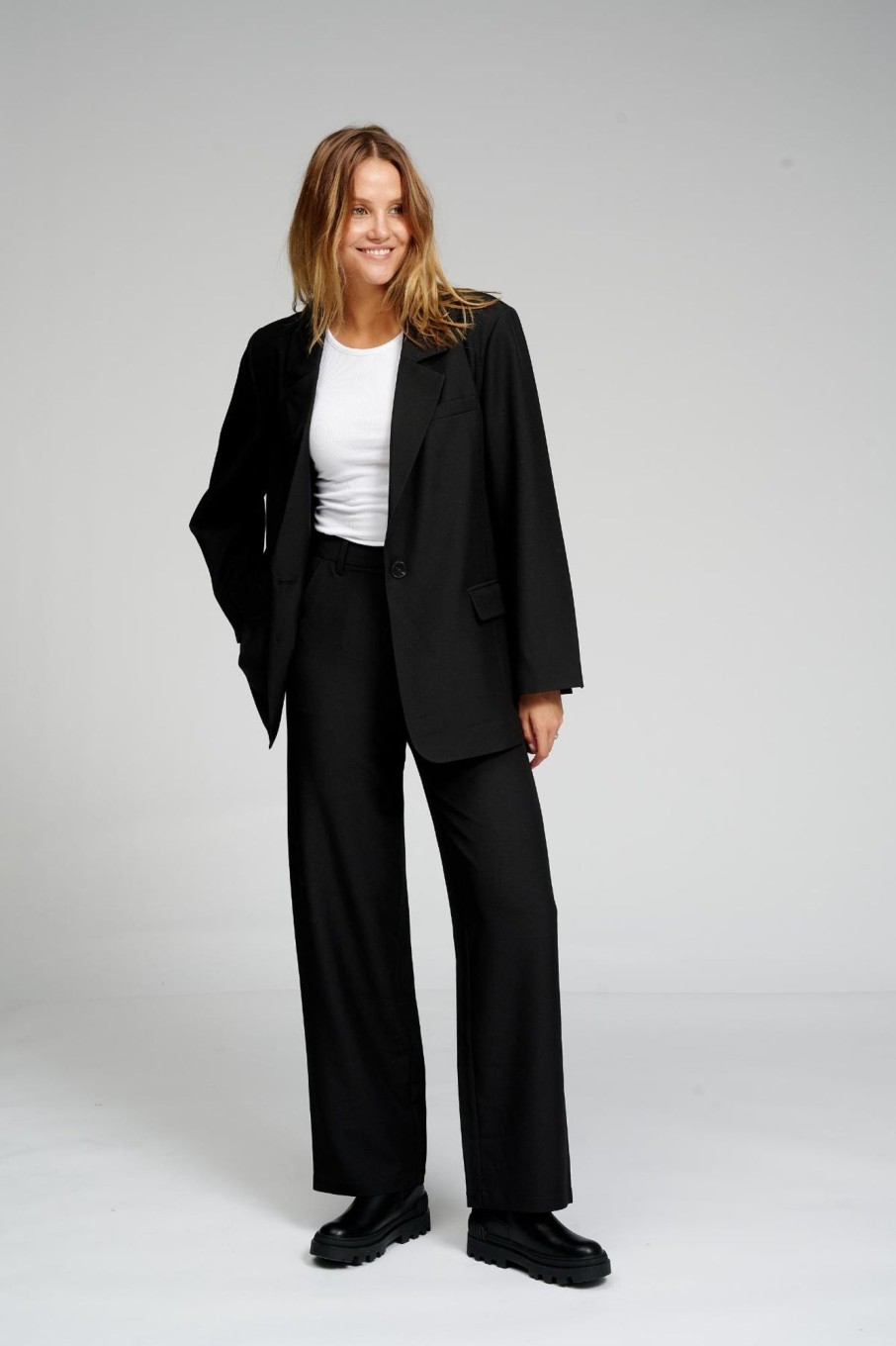 Dame TeeShoppen Suits | Oversized Blazer Med Klassiske Habitbukser - Pakketilbud (Sort)